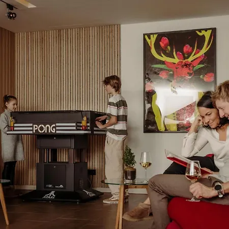 Familien ホテル ザールバッハ・ヒンターグレム