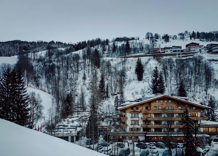 Familien 4* Saalbach-Hinterglemm